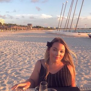 Meet your Posher, Kayla